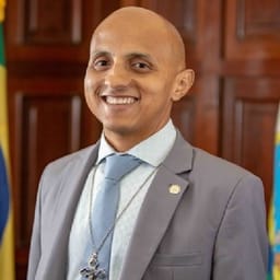Márcio Gualberto